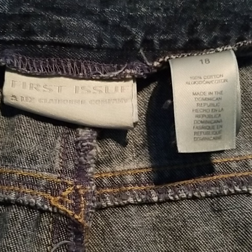 Blue Jeans - Picture 5 of 8